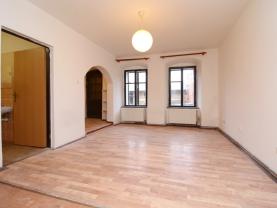 Pronájem bytu 2+kk, 65 m², Pilníkov, ul. Náměstí
