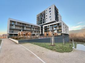 Pronájem bytu 1+kk v Praze, ul. Mezi vodami