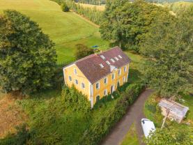 Prodej rodinného domu, 633 m², Luby