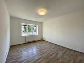 Pronájem bytu 2+1, 50 m², Krnov, ul. Zeyerova