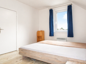 Pronájem bytu 2+kk, 40 m², Karlovy Vary, ul. Plzeňská