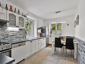Prodej bytu 3+1, 74 m², Nový Bor, ul. Gen. Svobody