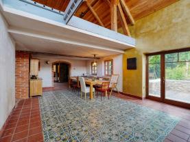 Prodej chalupy, 365 m², Ždánov