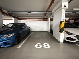 Prodej garážového stání 68, 18 m², Praha, ul. Názovská