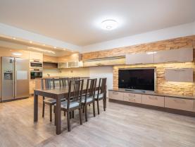 Prodej rodinného domu, 170 m², Nesvačily u Bystřice