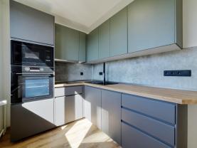 Prodej bytu 2+1, 55 m², Cheb, ul. Kosmonautů