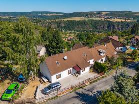 Prodej rodinného domu, 200 m², Račice