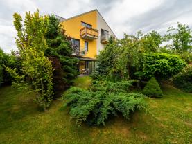Prodej bytu 3+kk, 63 m², pozemek 327 m², Včelná, ul. Dolní