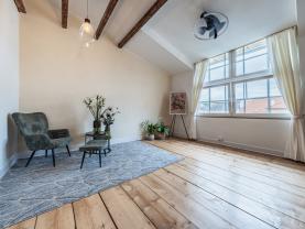 Pronájem bytu 2+kk, 40 m², Praha, Janáčkovo nábřeží