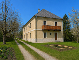 Pronájem bytu 4+1, 140 m², Nový Jáchymov, ul. Úzká, zahrada