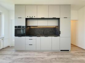 Prodej bytu 3+kk, 65 m², Karviná, ul. Čajkovského