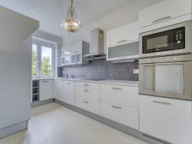 Pronájem bytu 3+1, 77 m², Plzeň, ul. Částkova