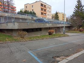 Prodej garážového stání, DV, 17 m², Praha, ul. Na Krocínce