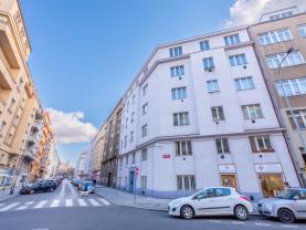 Pronájem bytu 1+kk, 33 m², Praha 6 - Dejvice, ul. Kafkova