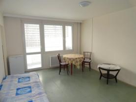 Pronájem bytu 1+kk, 35 m², Hradec Králové, ul. Hrubínova