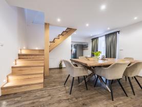 Prodej rodinného domu, 250 m², Oleška