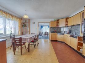 Prodej rodinného domu, 622 m², Hlavňovice