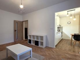 Pronájem bytu 1+1, 30 m², Karlovy Vary, ul. Palackého náměstí