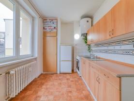 Pronájem bytu 2+1, 50 m², Cheb, ul. Smetanova