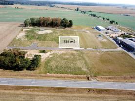 Prodej komerčního pozemku, 875 m², Valeč