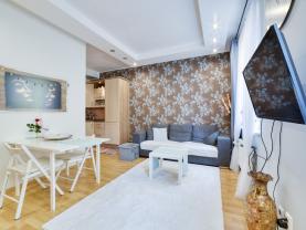 Pronájem bytu 2+kk, 45 m², Mariánské Lázně, ul. Dvořákova