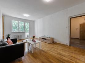 Prodej bytu 3+1, 67 m², Cheb, ul. 17. listopadu