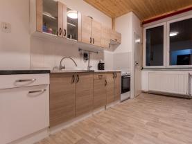 Prodej bytu 3+1, 71 m2, OV, Třebom