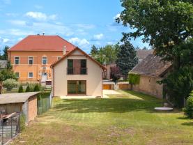 Prodej rodinného domu 147 m², pozemek 1973 m², Petrovice I