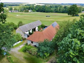 Prodej zemědělské usedlosti s pozemky 37992 m², Světce
