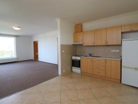 Pronájem studia 2+kk, 80 m² v KV - Otovicích