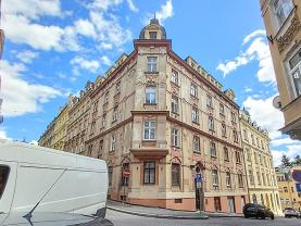Prodej bytu 1+1 v Karlových Varech, 30 m2, ul. Raisova