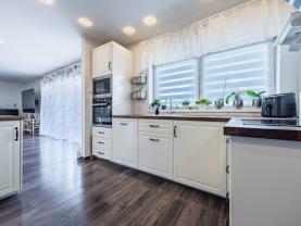 Prodej rodinného domu, 153 m², Církvice
