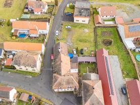 Prodej pozemku k bydlení, 388 m², Pňovany