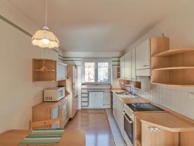 Prodej bytu 2+1, 62 m², Rožnov pod Radhoštěm, ul. 1. máje