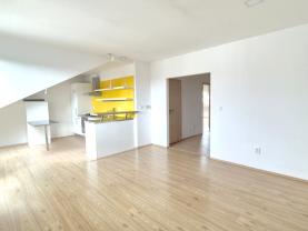 Prodej bytu 3+kk, 92 m², Opava, ul. Olomoucká