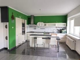 Prodej rodinného domu, 180 m², Čelákovice, ul. Fučíkova