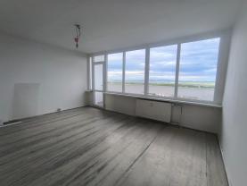 Pronájem bytu 3+kk, 74 m², Chomutov, ul. Kundratická