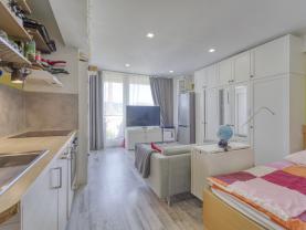 Prodej bytu 2+kk, 43 m², Beroun, ul. Na Klášteře
