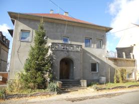 Prodej domu s prostory pro podnikání, 1805 m², Hředle