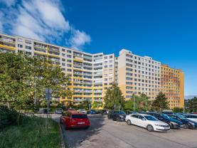 Prodej bytu 2+kk, 43 m², Praha, ul. Bronzová