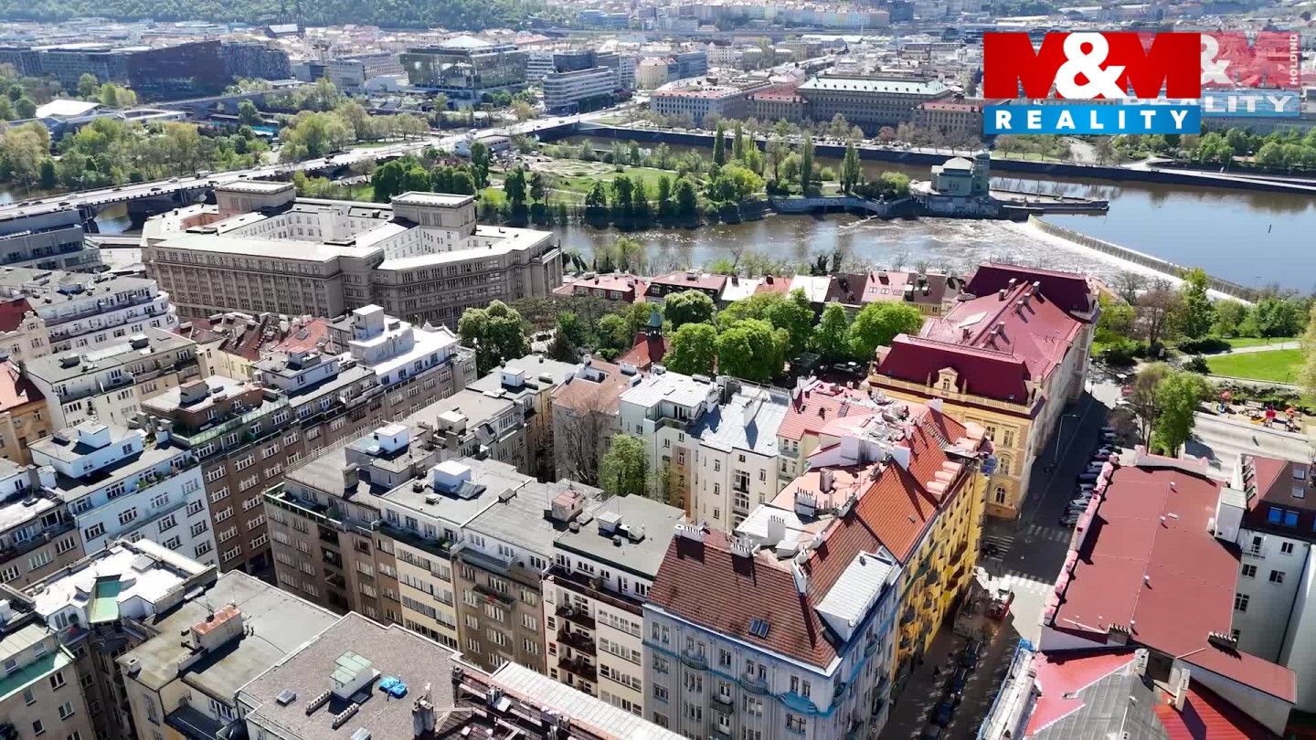 Prodej, Byt 1+kk, Praha