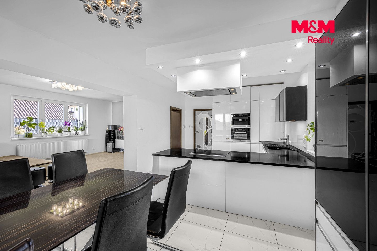Prodej, Rodinný dům, 206 m², Vestec, Vestec – náhled fotky 3
