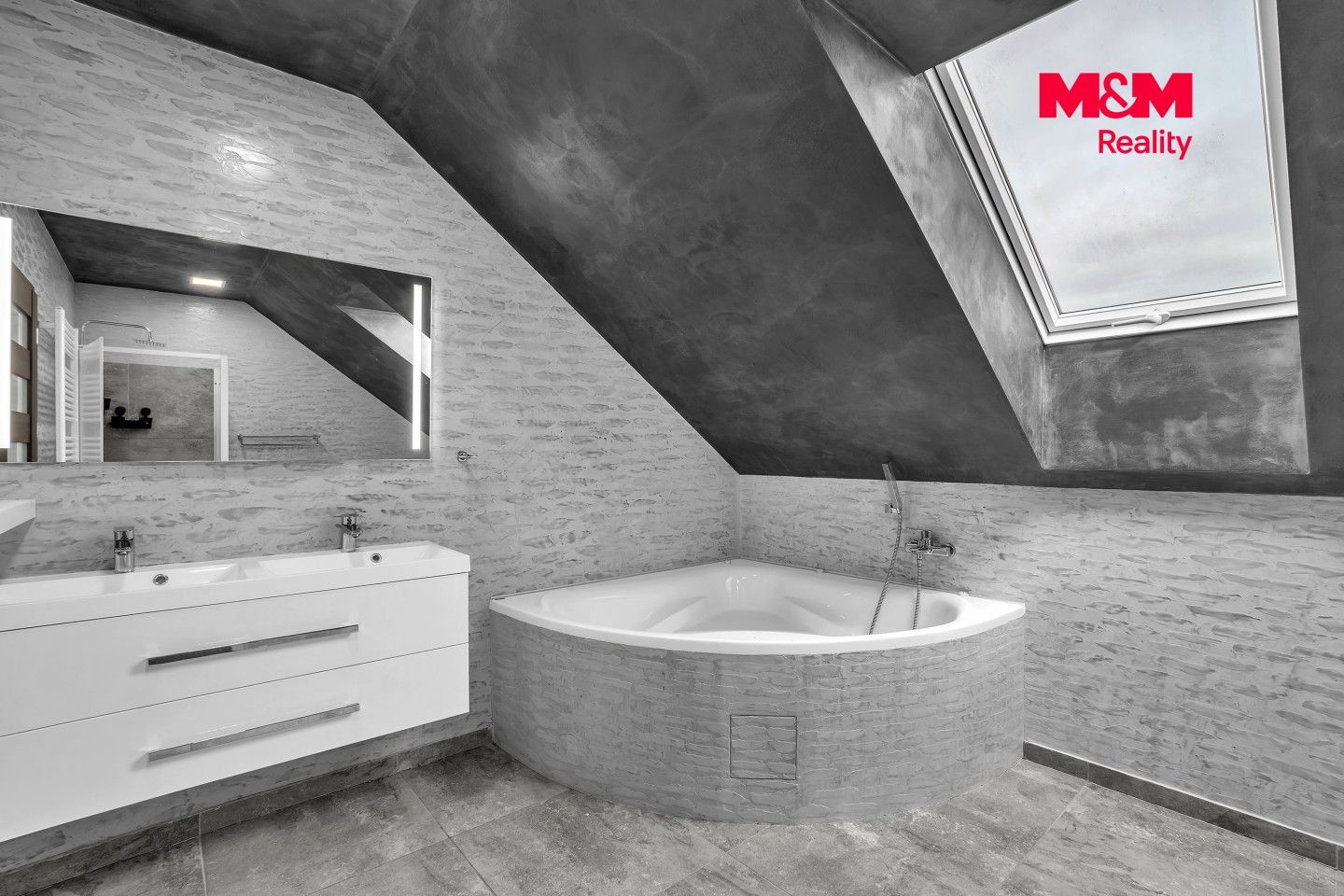 Prodej, Rodinný dům, 225 m², Podhradí, Podhradí – náhled fotky 24