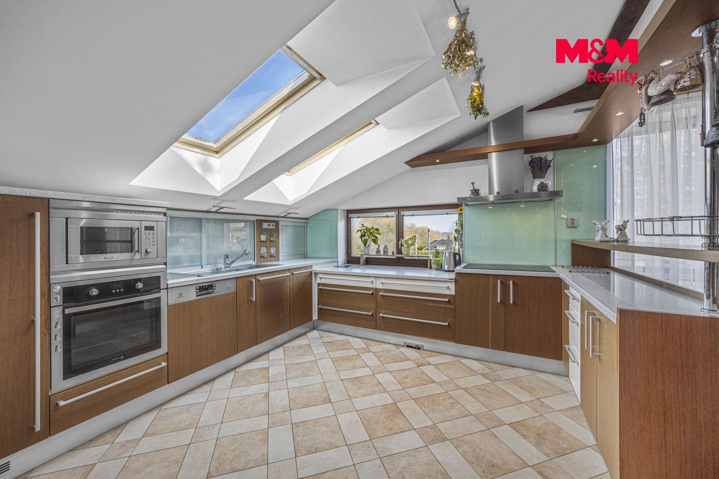 Prodej, Rodinný dům, 374 m², Sulice, Hlavní, Sulice – náhled fotky 7