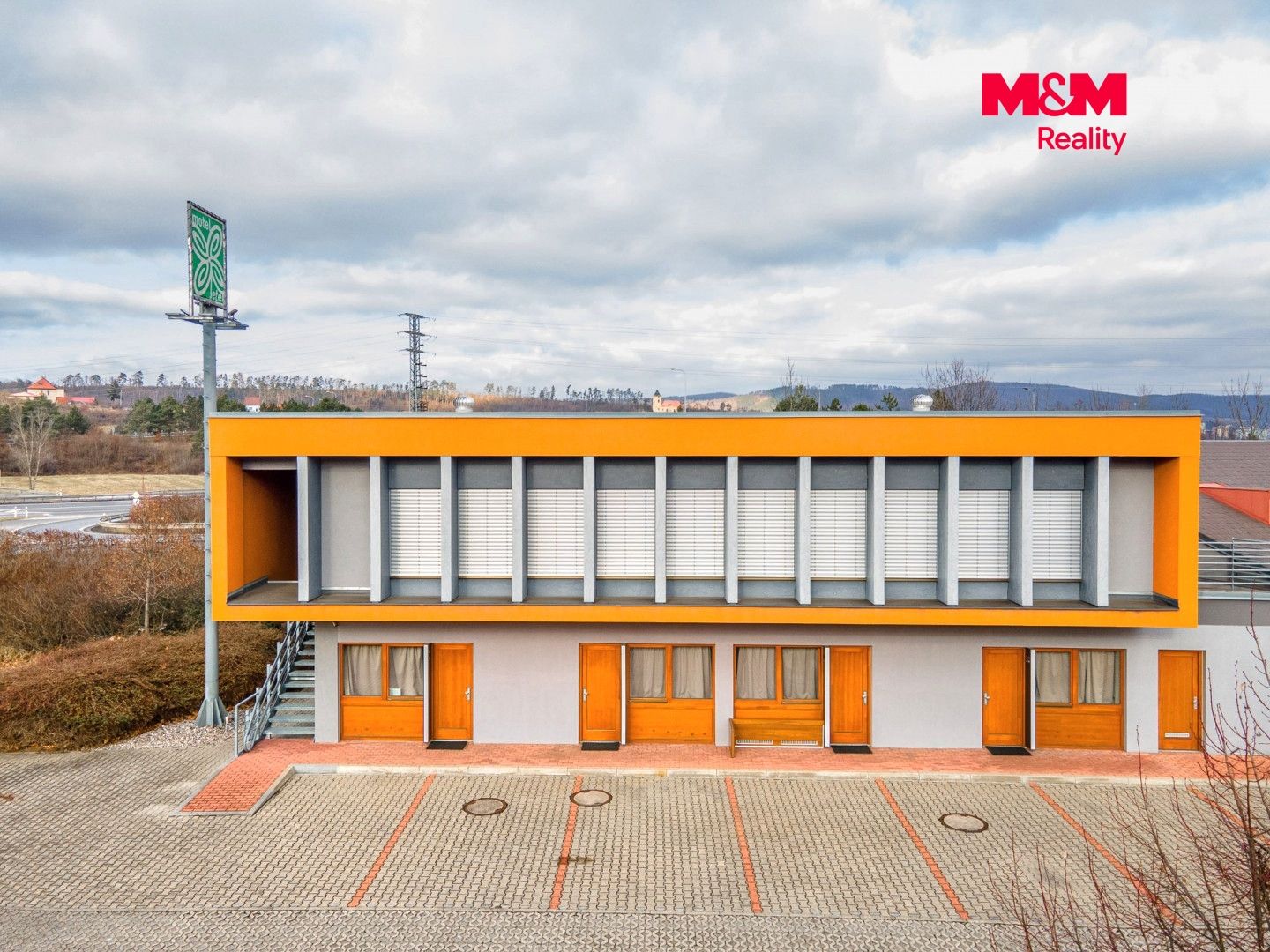 Prodej, Byt 1+kk, 24 m², Králův Dvůr, Pod Dálnicí, Králův Dvůr – fotka 1 z 8