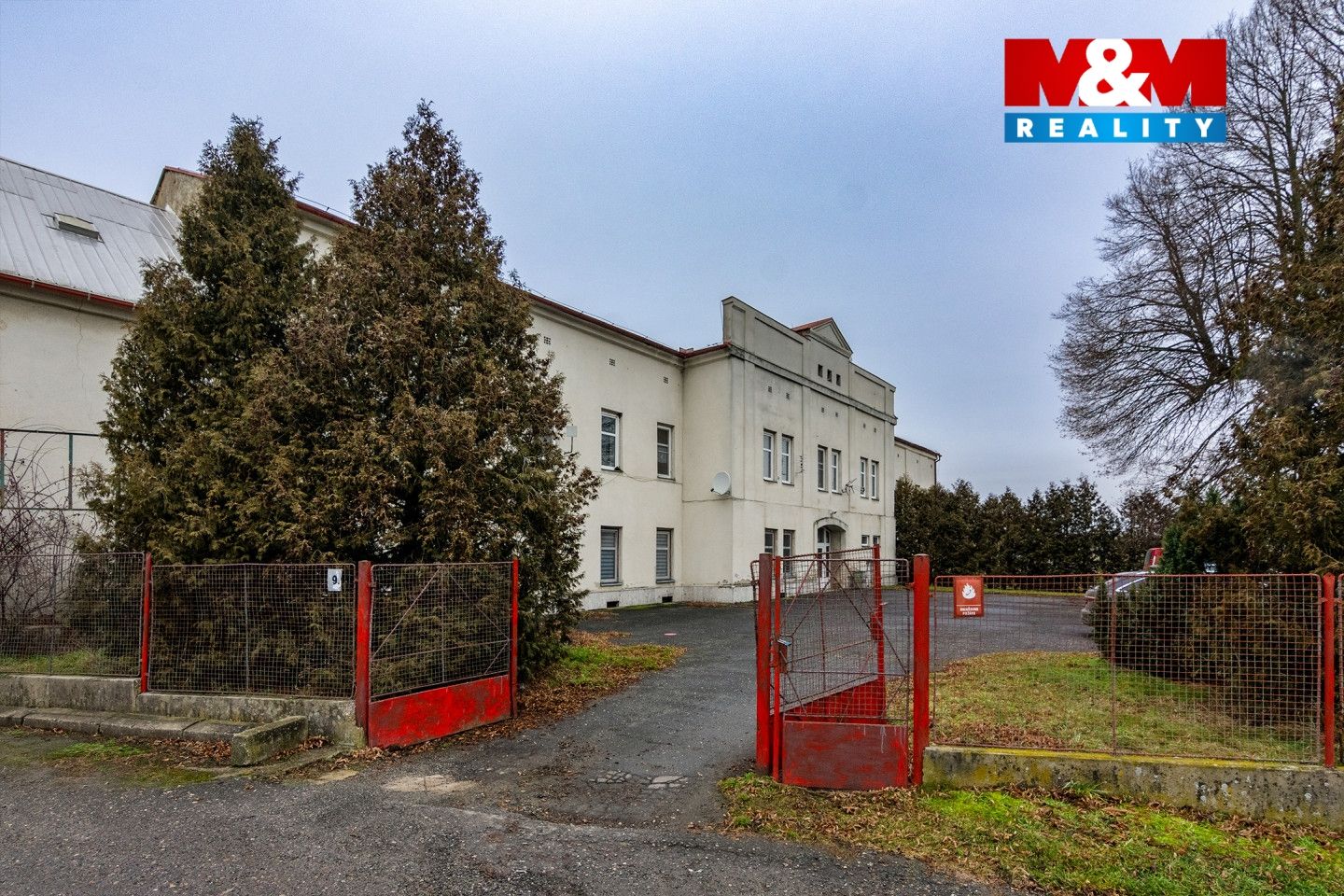 Pronájem, Obchod a služby, Plazy