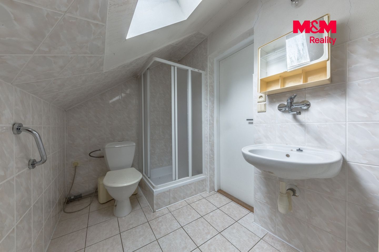 Prodej, Rodinný dům, 246 m², Jesenný, Jesenný – náhled fotky 14