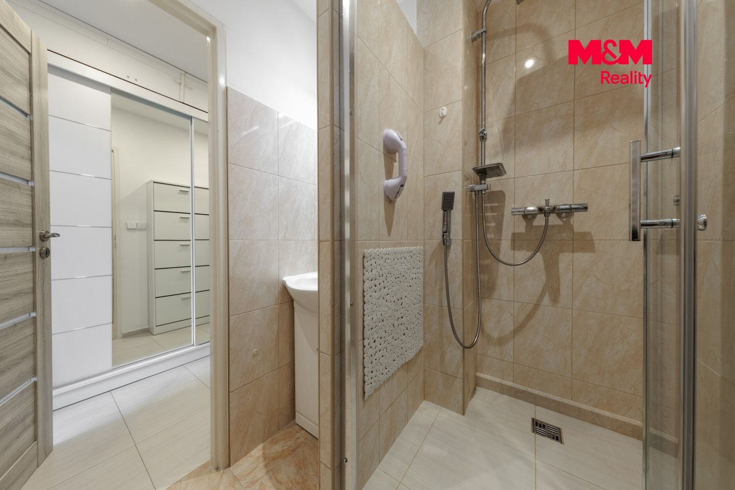 Prodej, Byt 3+1, 64 m², Karlovy Vary, Šumavská, Karlovy Vary – náhled fotky 17