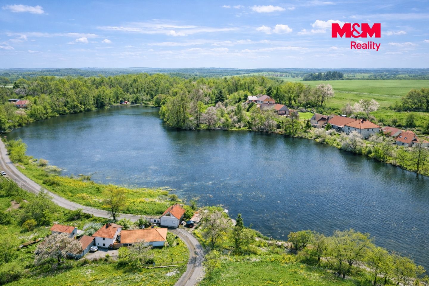 Prodej, Vodní plocha, Svojšice