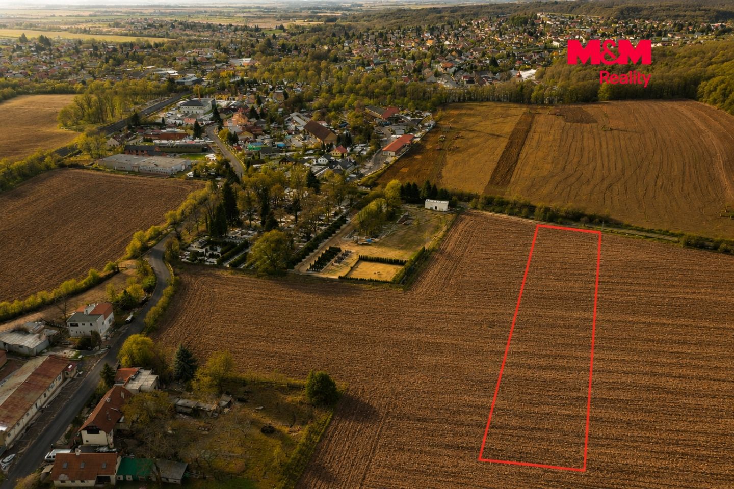 Prodej, Pole, Úvaly